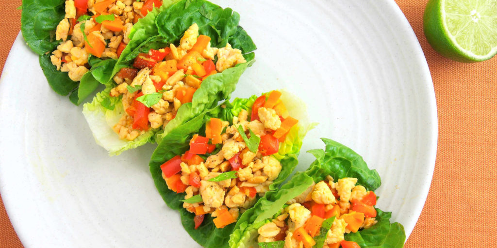 Poulet Thai En Pacelles De Salade Thai Chicken Salad Wrap
