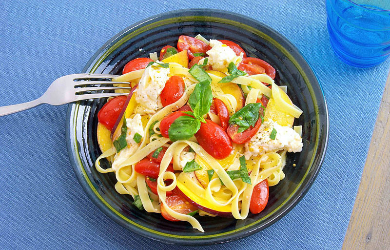 Salade Pâtes Tomates Mozzarella Tomato Mozzarella Pasta Salad