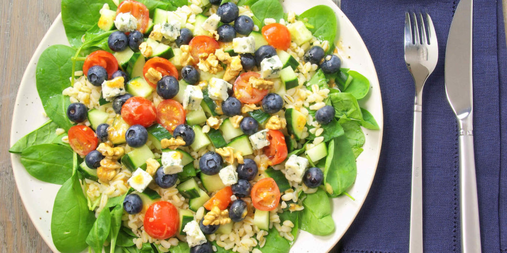 Salade Épinards Bleu Noix Myrtilles Spinash Bleu Cheese Walnut Blueberries Salad