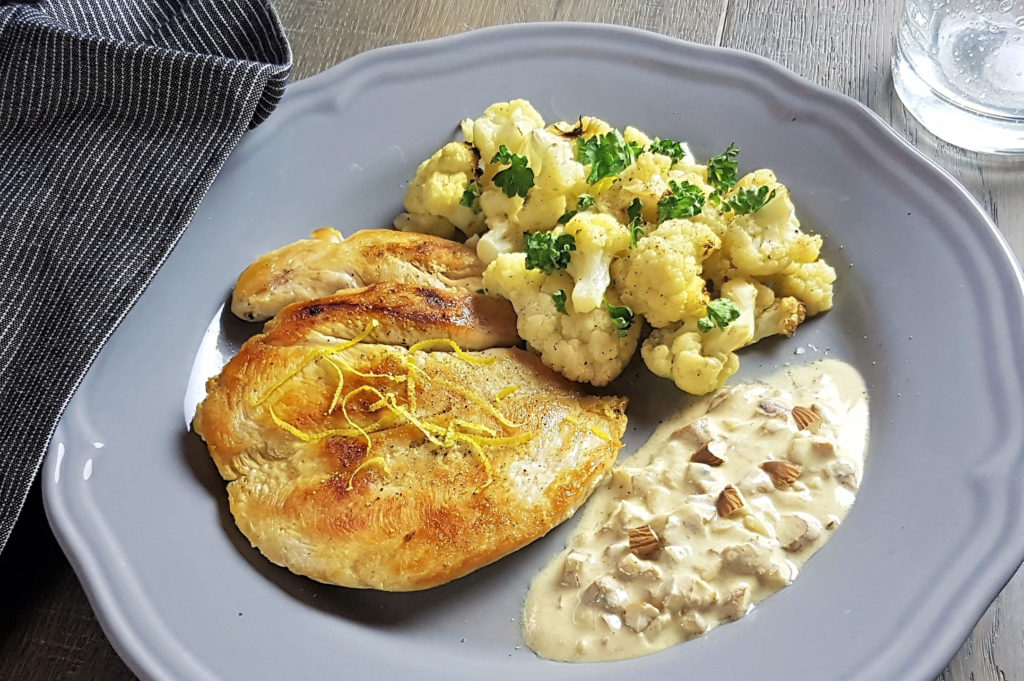 Poulet Chou Fleur Rôti Sauce Aux Amandes Cauliflower Chicken Almond Sauce